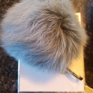 Key Charm Fur Pom Pom